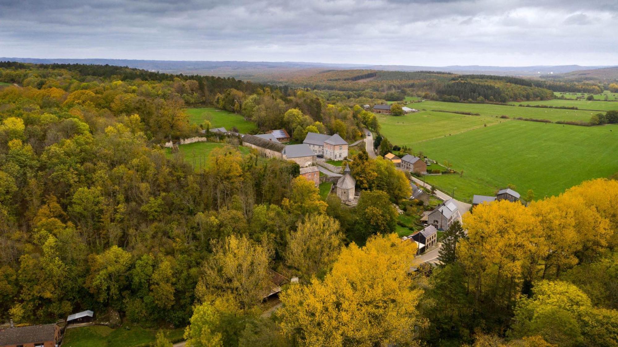L'etable De Joseph- Calme Et Riviere Honnay